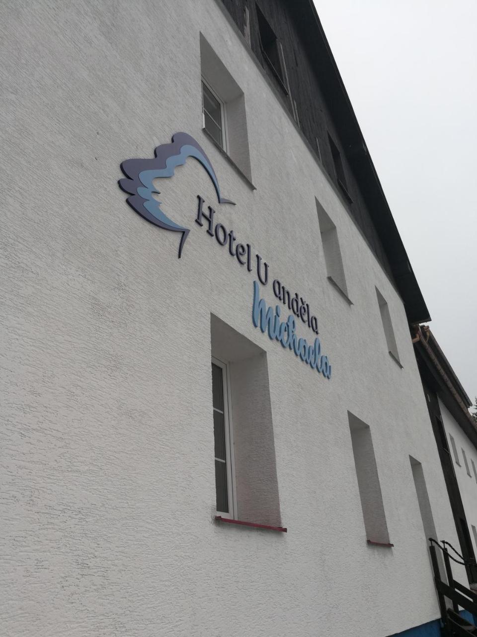 Hotel U Andela Michaela Javorná Zewnętrze zdjęcie